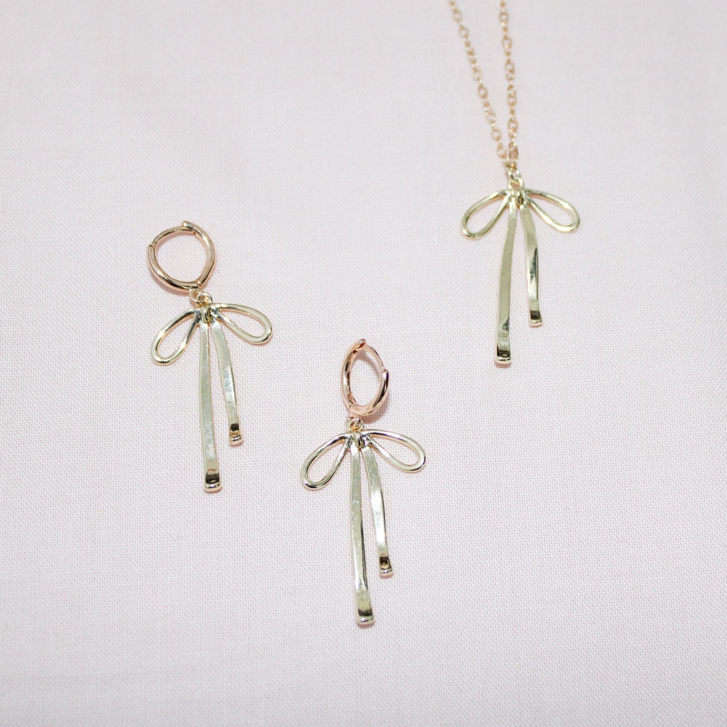 Bow Earrings